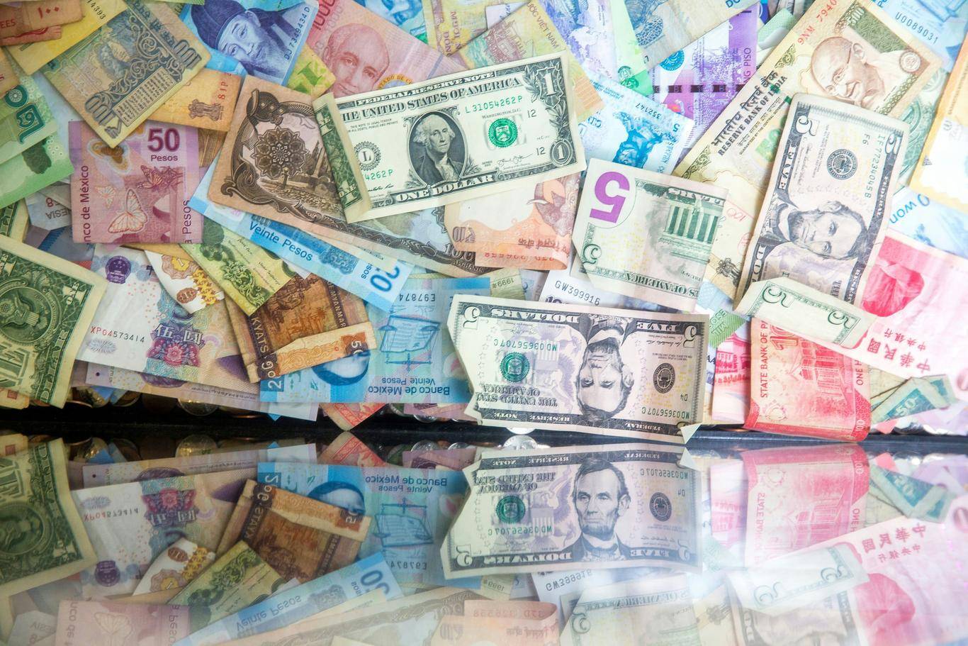 FinOps in a multi-currency environment in The Netherlands